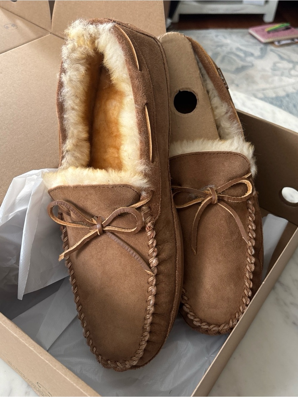 L.L. Bean Men's Suede Moccasin Slippers in Chestnut Brown sz 13